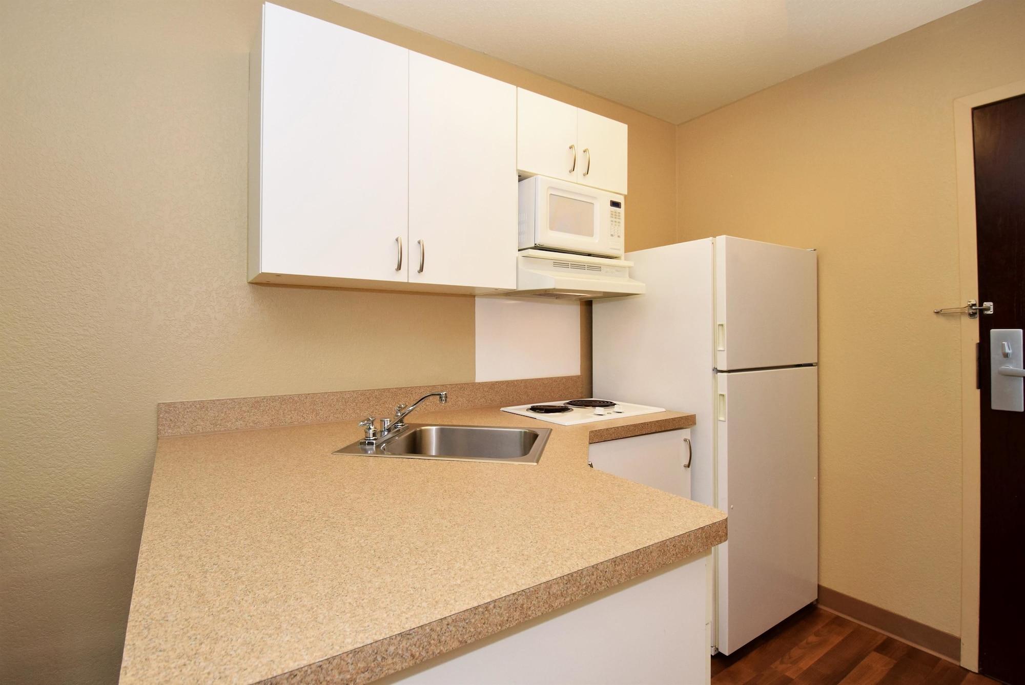 Extended Stay America Suites - Detroit - Metropolitan Airport Romulus Exterior foto